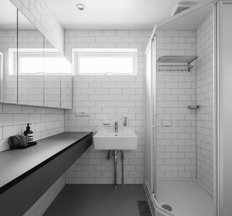 Маленькая ванная: 15 гениальных лайфхаков для увеличения пространства без перепланировки